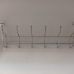 پشت دری روشن